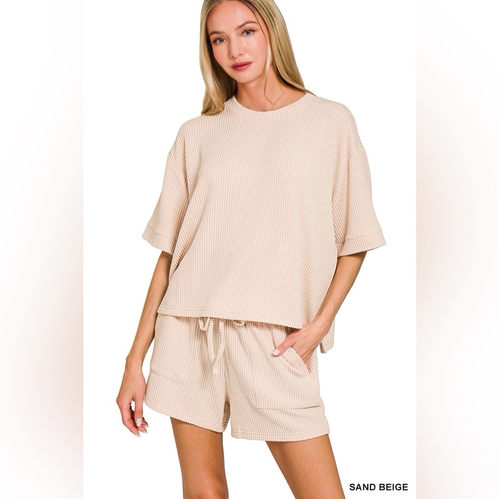 Zenana Outfitters Sand Beige Ribbed Short Sleeve Top